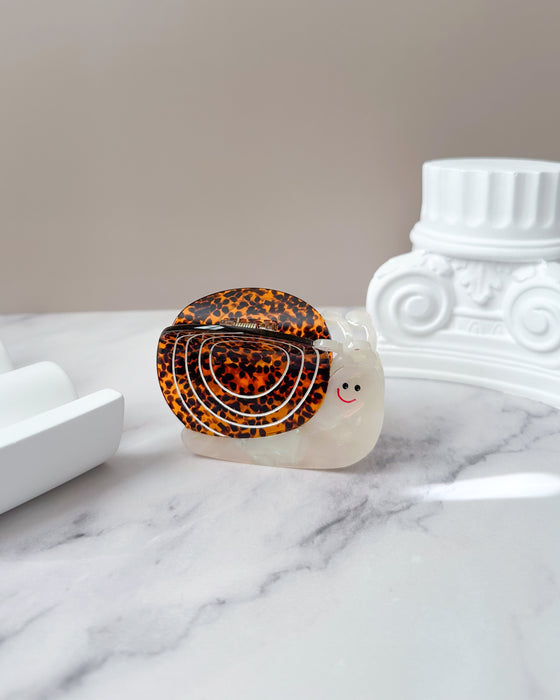 Snail Claw Clip